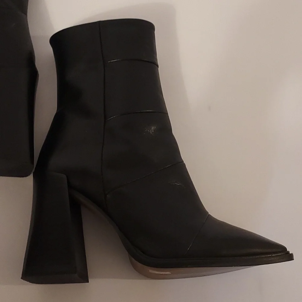 Topshop Black Leather Booties Ankle Boots Size 38 Size 7